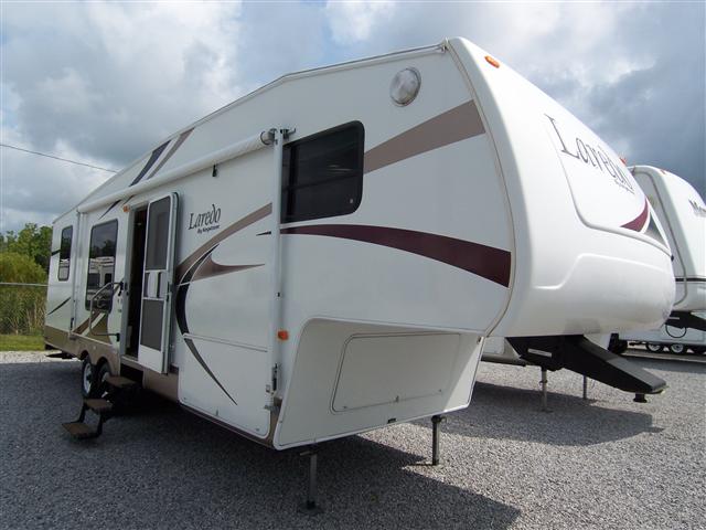 Used 2005 Keystone Laredo 29RK Fifth Wheel For Sale